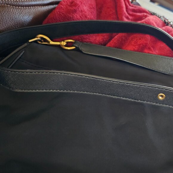 Marc Jacobs Preppy Nylon Flap-Over Crossbody – Black with Leather Strap - Picture 4 of 9